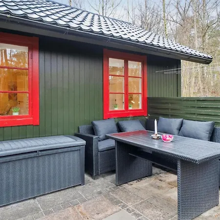 Blakke - 250m From The Sea By Interhome * Neksø