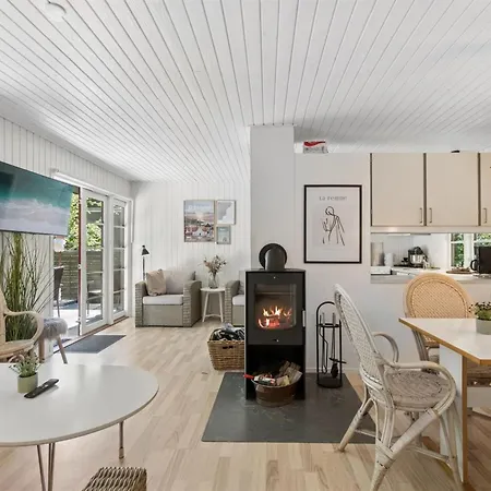 Blakke - 250m From The Sea By Interhome 펜션 넥소
